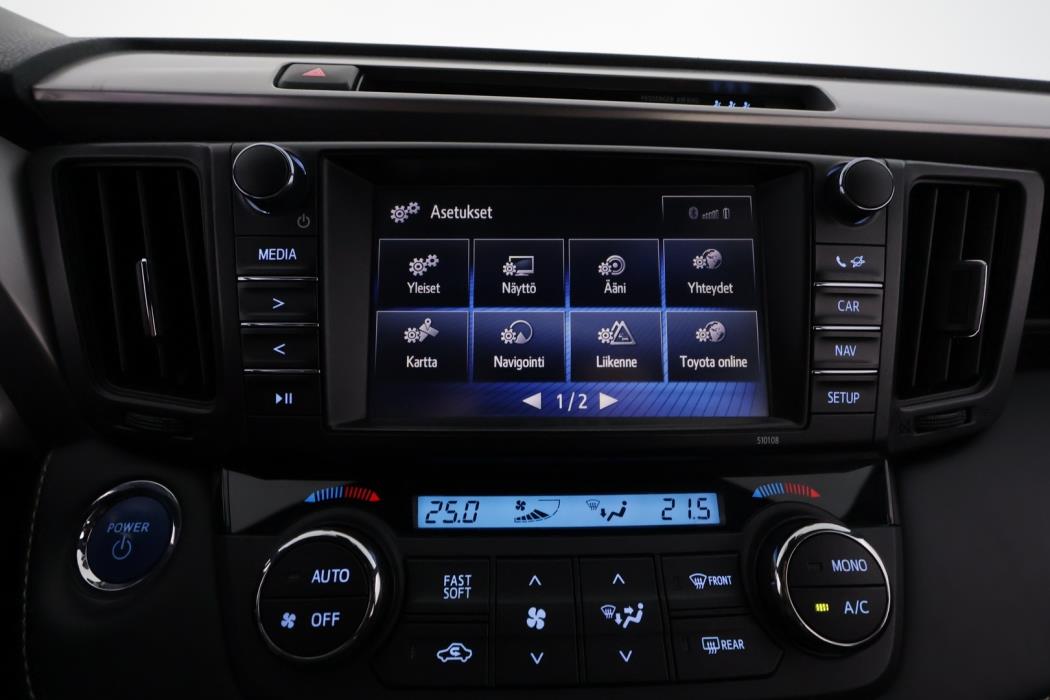 TOYOTA RAV4 2018