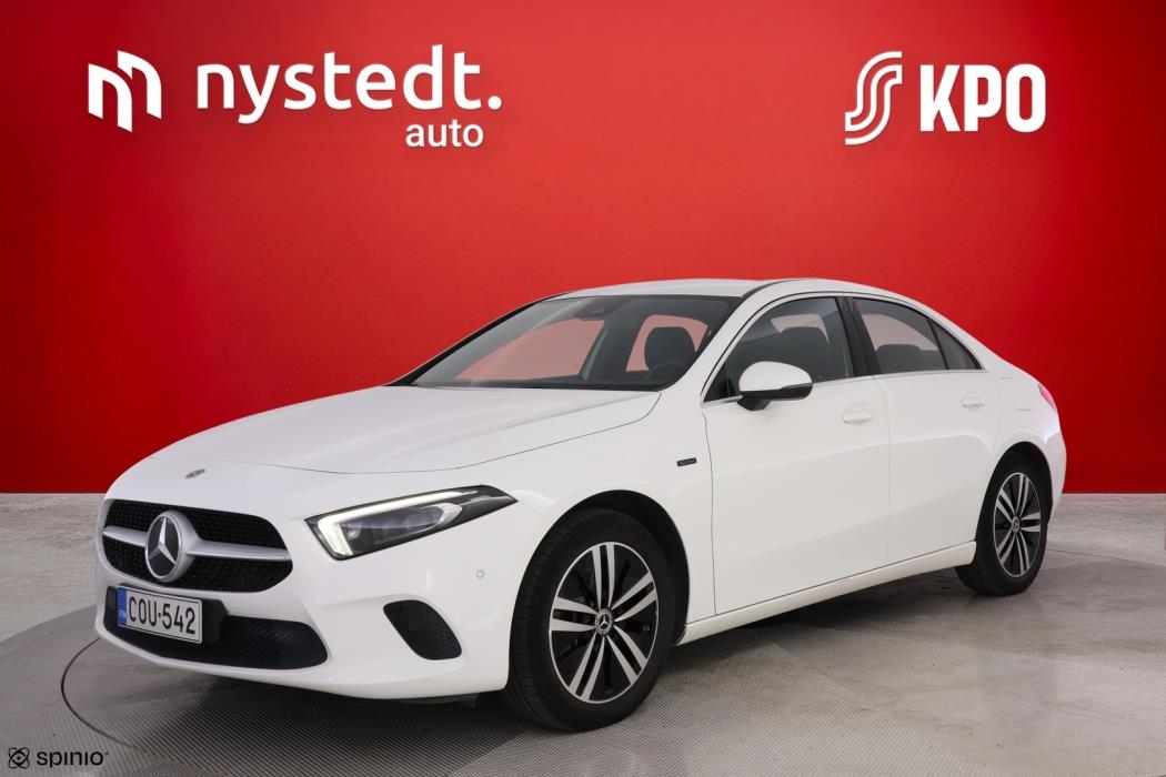 MERCEDES-BENZ A 2020
