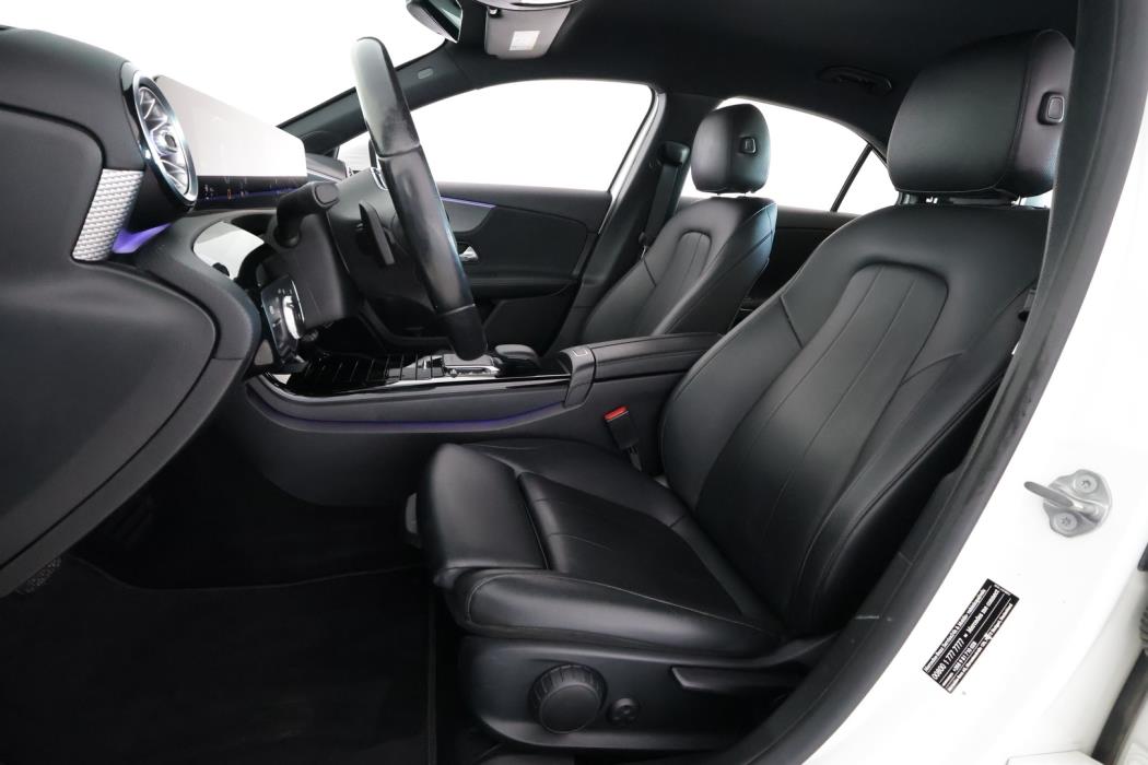 MERCEDES-BENZ A 2020
