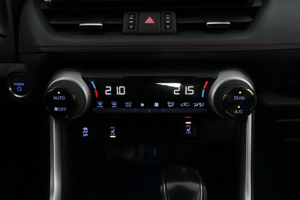 TOYOTA RAV4 Plug-in 2021