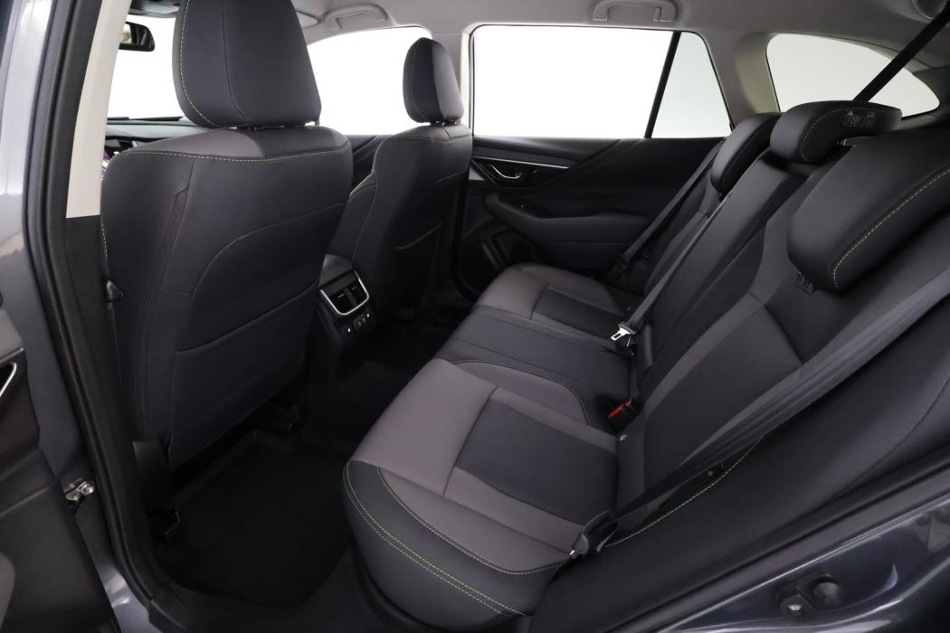 SUBARU Outback 2021
