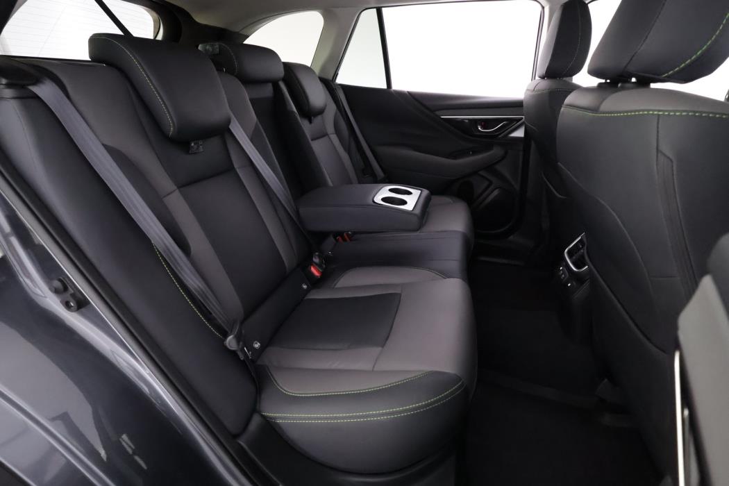 SUBARU Outback 2021