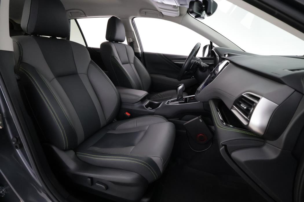 SUBARU Outback 2021