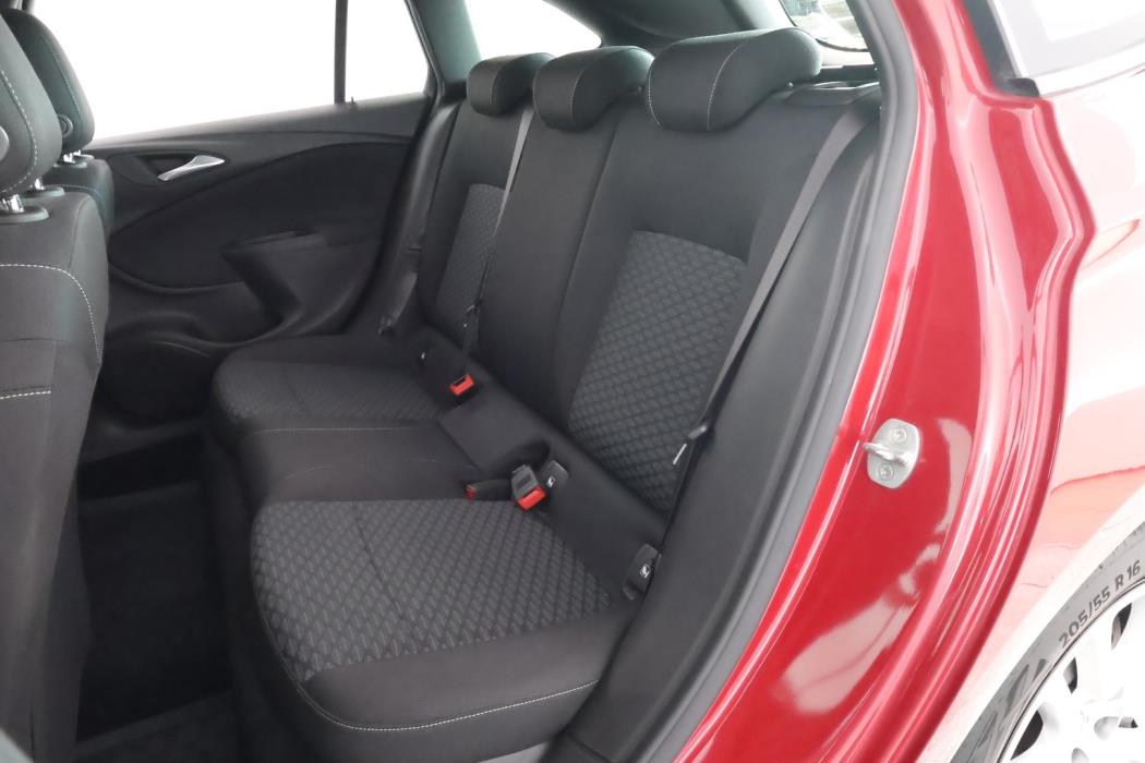 OPEL Astra 2022