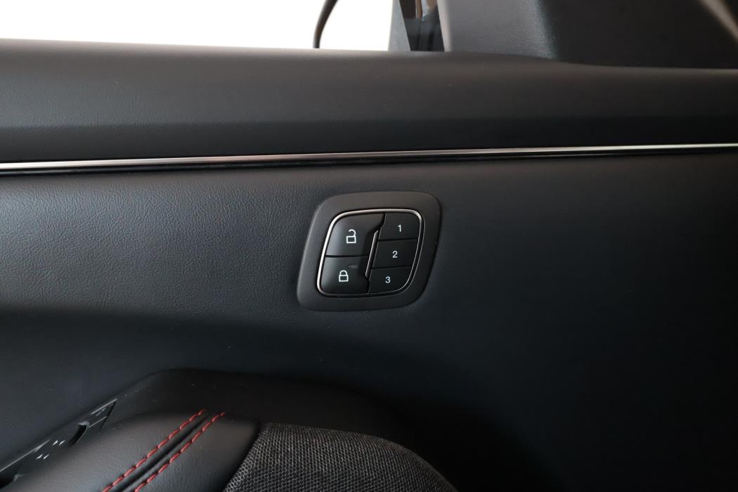 FORD Mustang Mach-E 2022