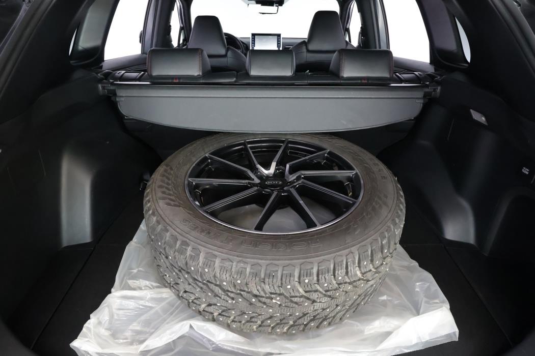 TOYOTA RAV4 Plug-in 2021