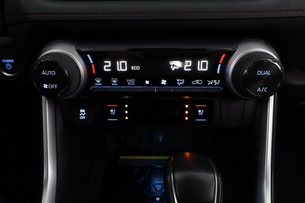 TOYOTA RAV4 Plug-in 2021