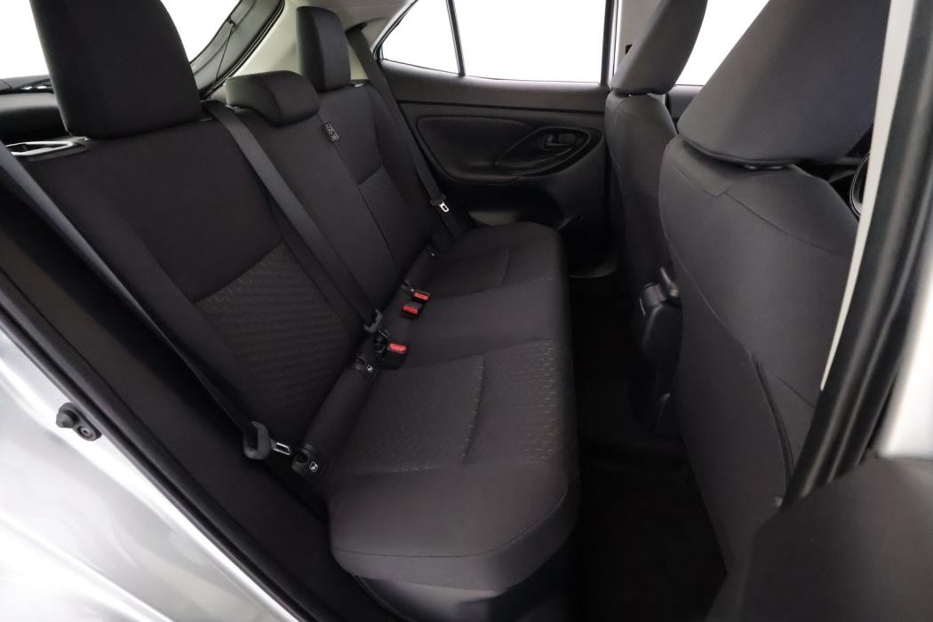 TOYOTA Yaris Cross 2025