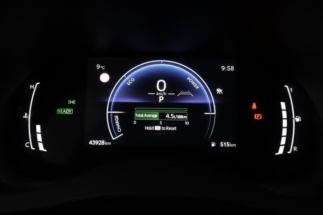 TOYOTA Yaris Cross 2025