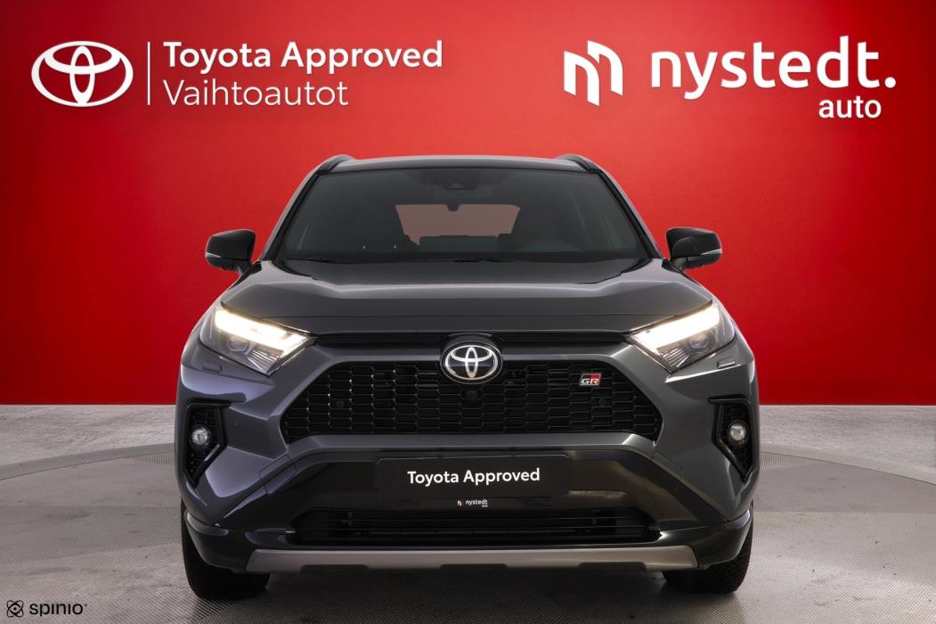 TOYOTA RAV4 2025