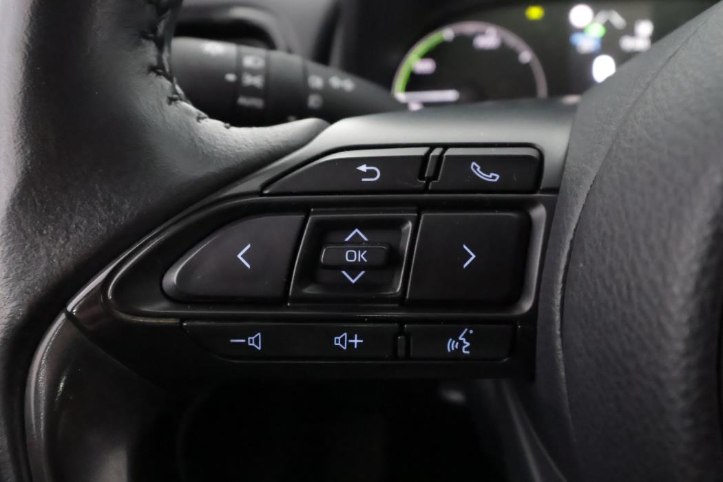 TOYOTA Yaris 2022
