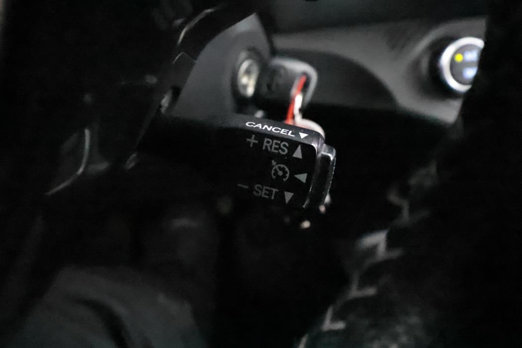 TOYOTA Yaris 2019