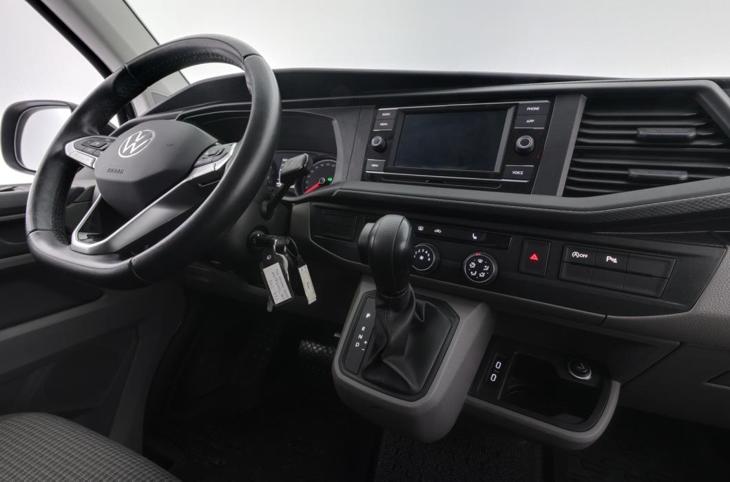 VOLKSWAGEN Transporter 2021