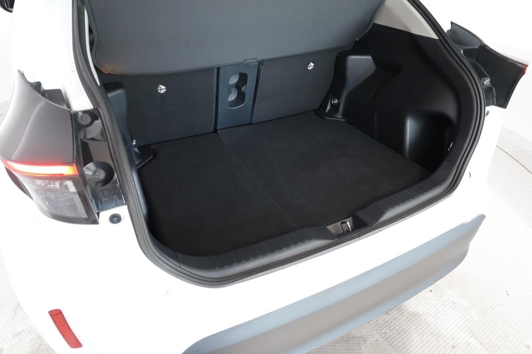 TOYOTA Yaris Cross 2024