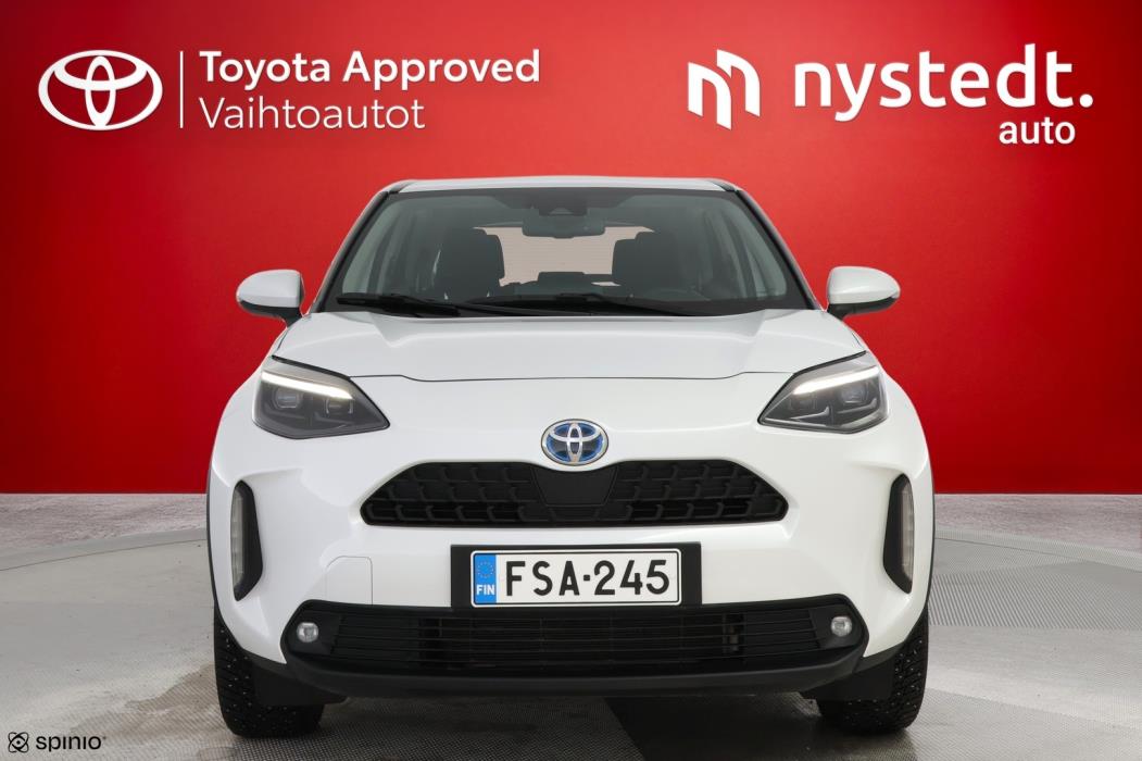 TOYOTA Yaris Cross 2024