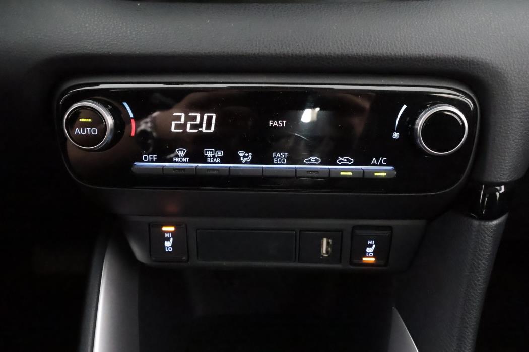 TOYOTA YARIS 2022