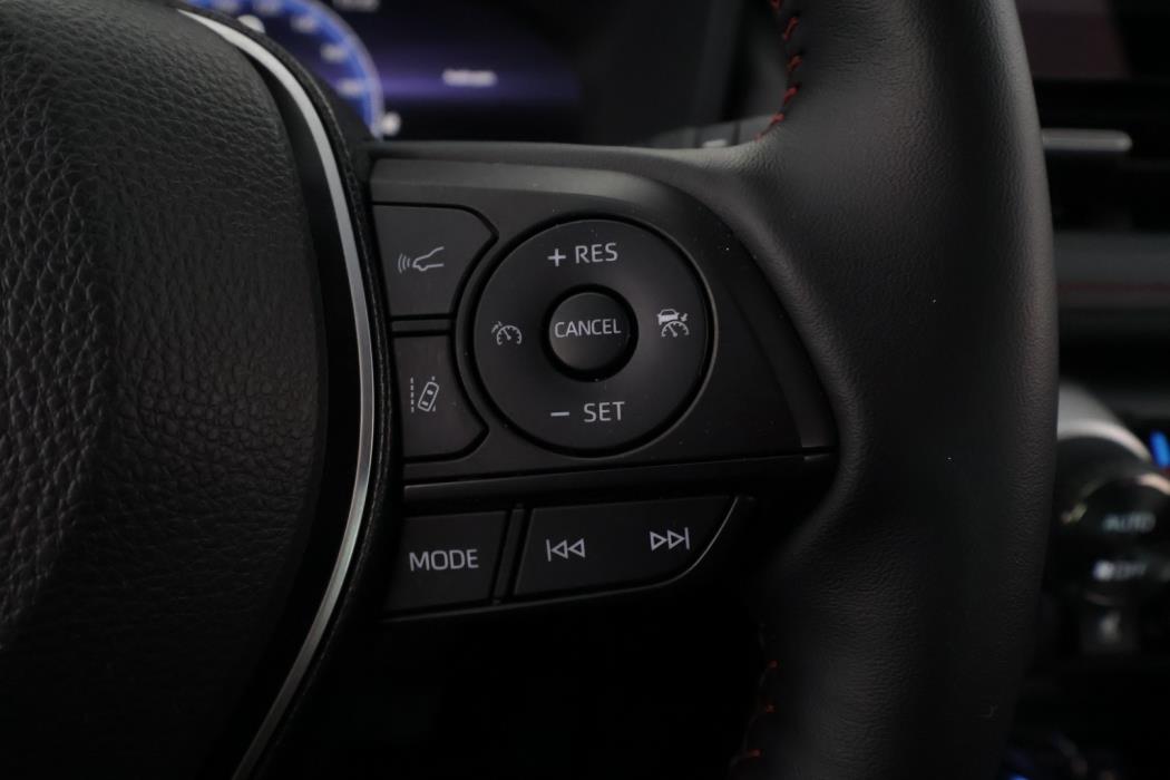 TOYOTA RAV4 Plug-in 2025