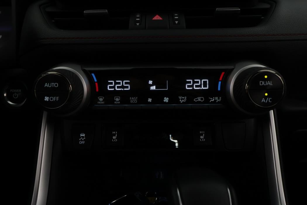 TOYOTA RAV4 Plug-in 2025