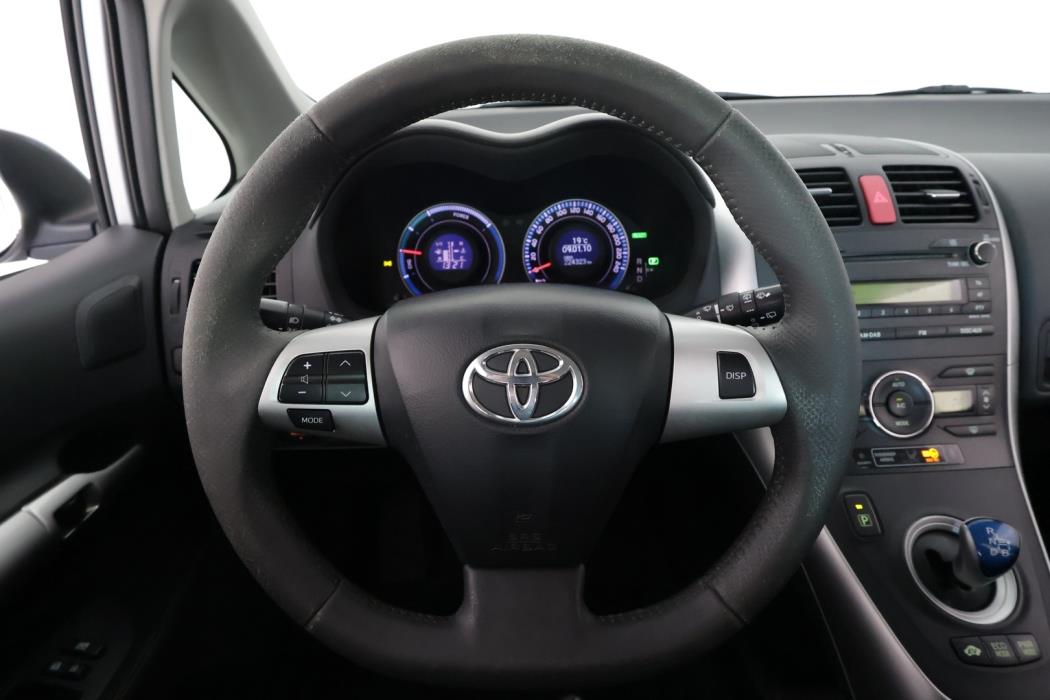 TOYOTA Auris 2012