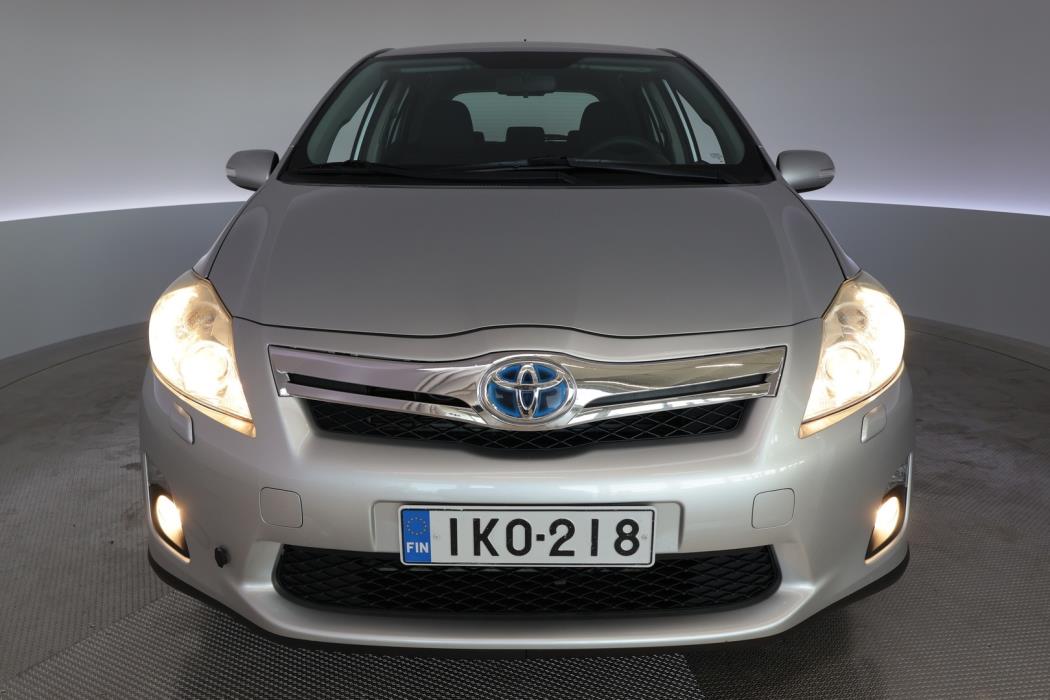 TOYOTA Auris 2012