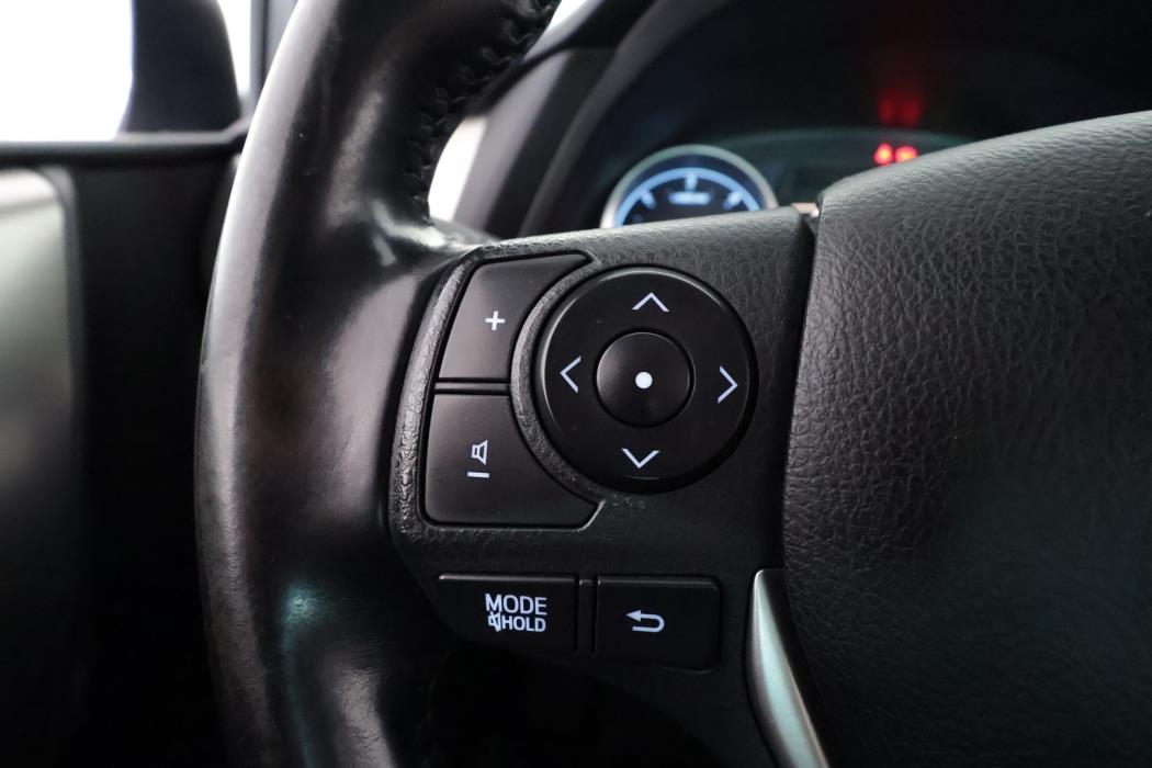 TOYOTA Auris 2014