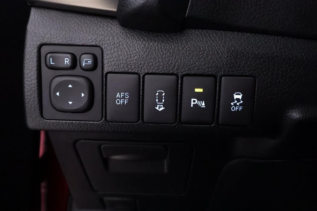 TOYOTA Auris 2014