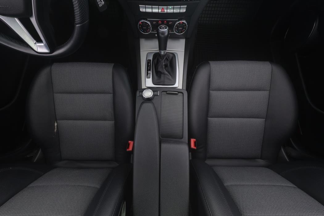 MERCEDES-BENZ C 2014