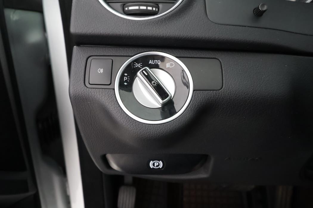 MERCEDES-BENZ C 2014