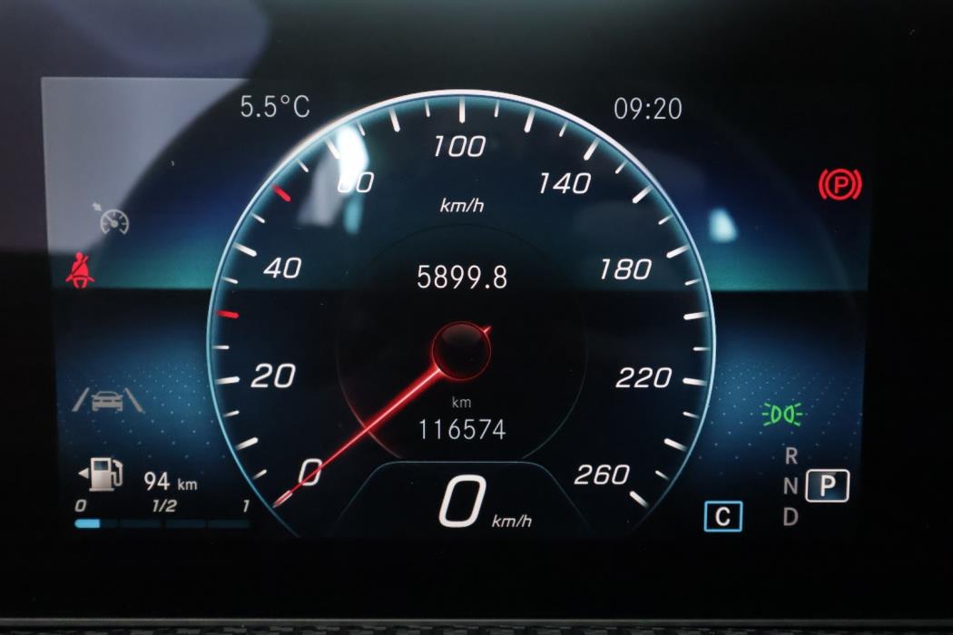 MERCEDES-BENZ A 2020