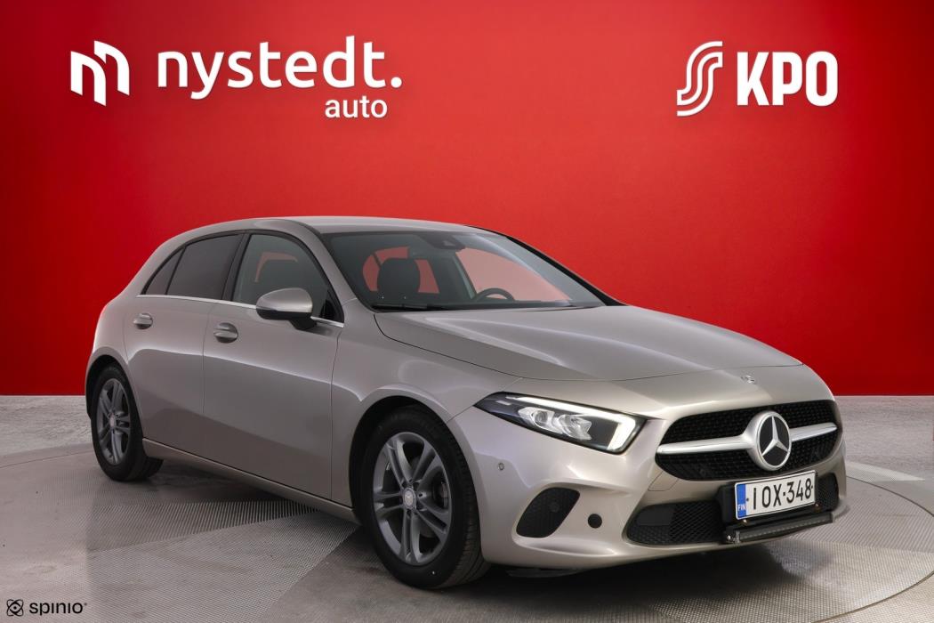 MERCEDES-BENZ A 2020