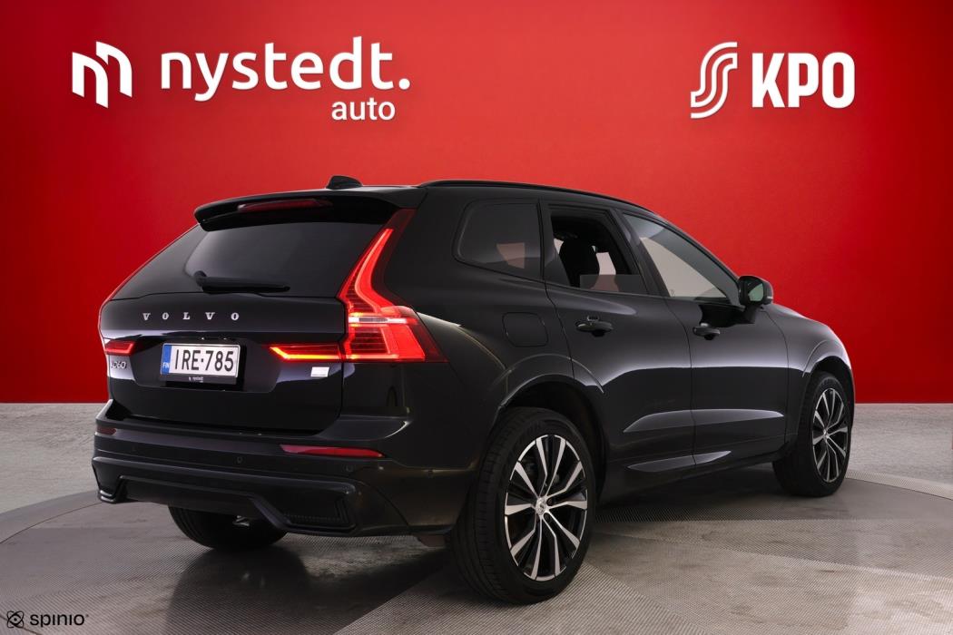 VOLVO XC60 2023