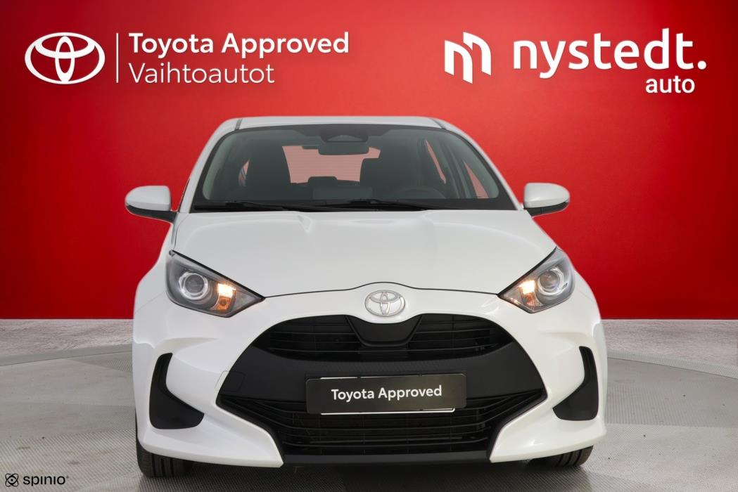 TOYOTA Yaris 2024