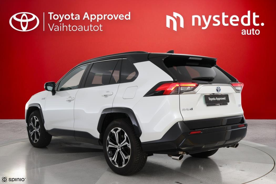 TOYOTA RAV4 PLUG-IN 2024