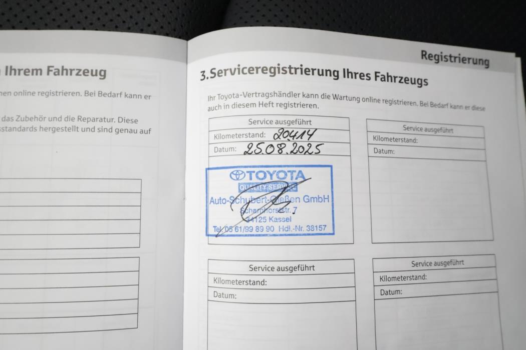 TOYOTA RAV4 PLUG-IN 2024