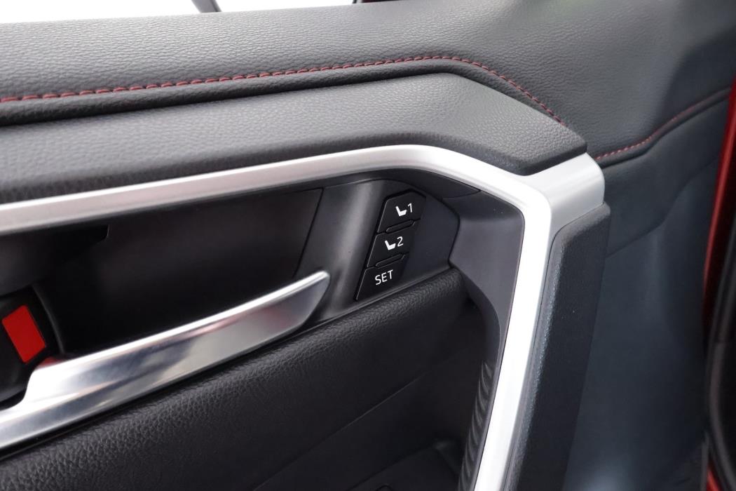 TOYOTA RAV4 PLUG-IN 2021
