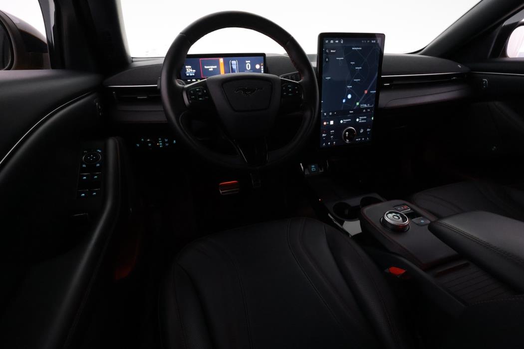 FORD MUSTANG MACH-E 2022