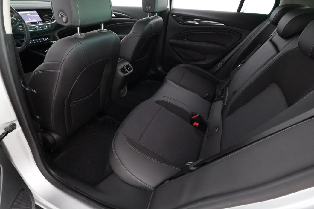 OPEL Insignia 2019