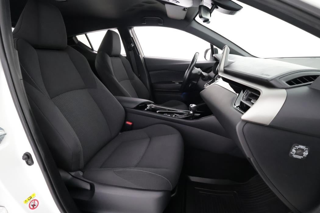 TOYOTA C-HR 2018