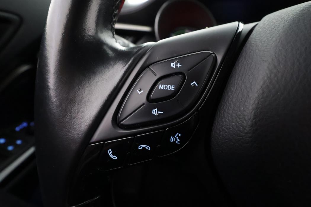 TOYOTA C-HR 2018