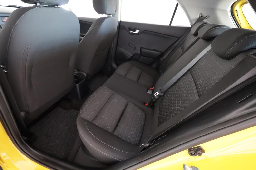 KIA Rio 2021