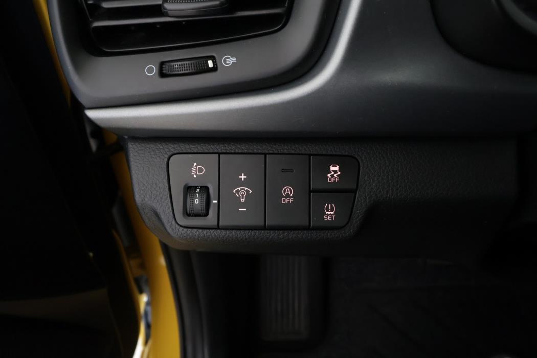KIA Rio 2021