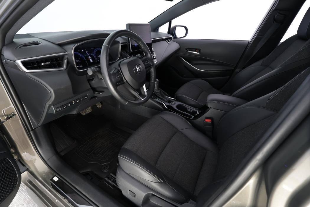 TOYOTA Corolla 2024