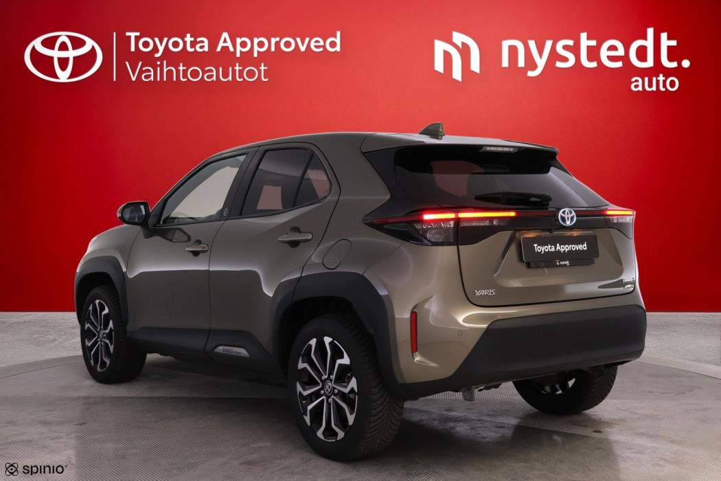 TOYOTA YARIS CROSS 2022