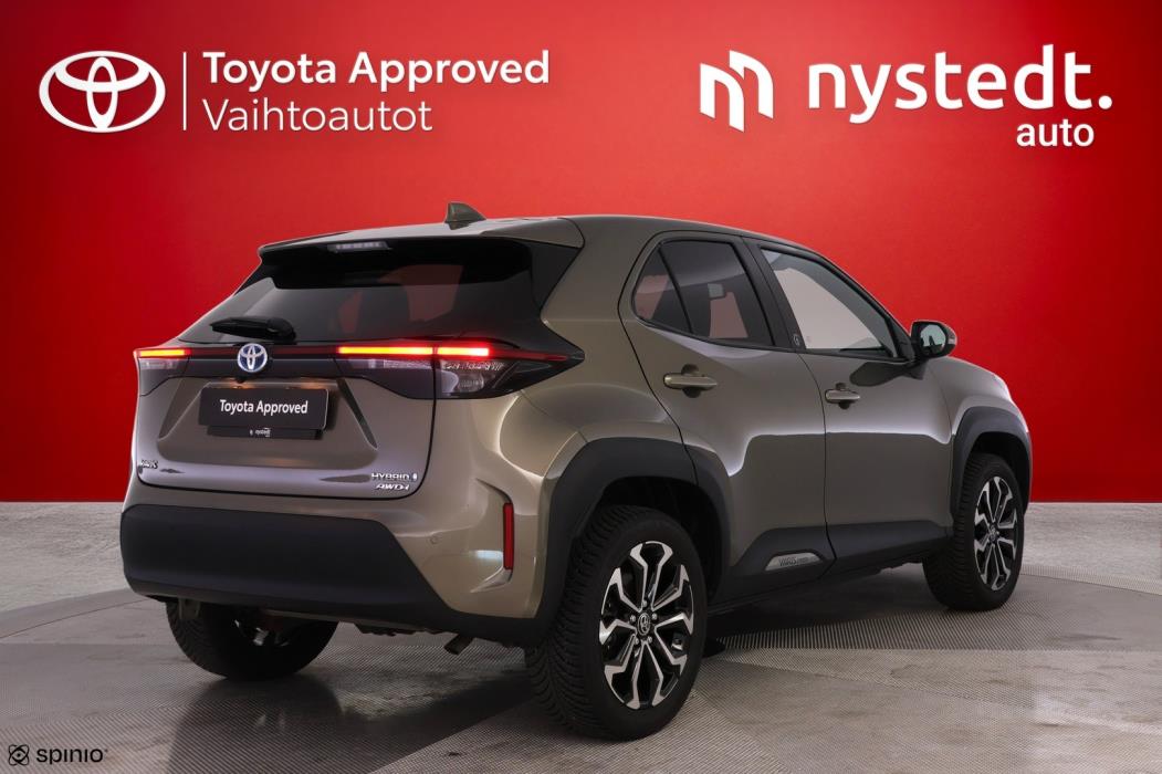 TOYOTA YARIS CROSS 2022