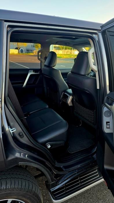 TOYOTA LAND CRUISER 2019
