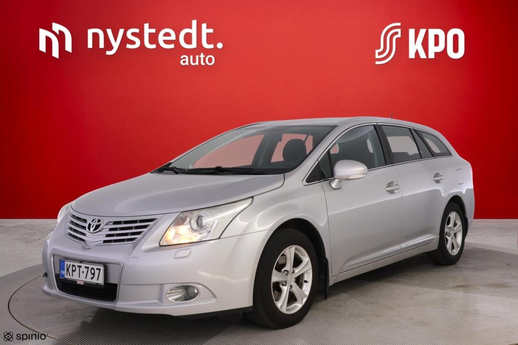 TOYOTA Avensis 2011