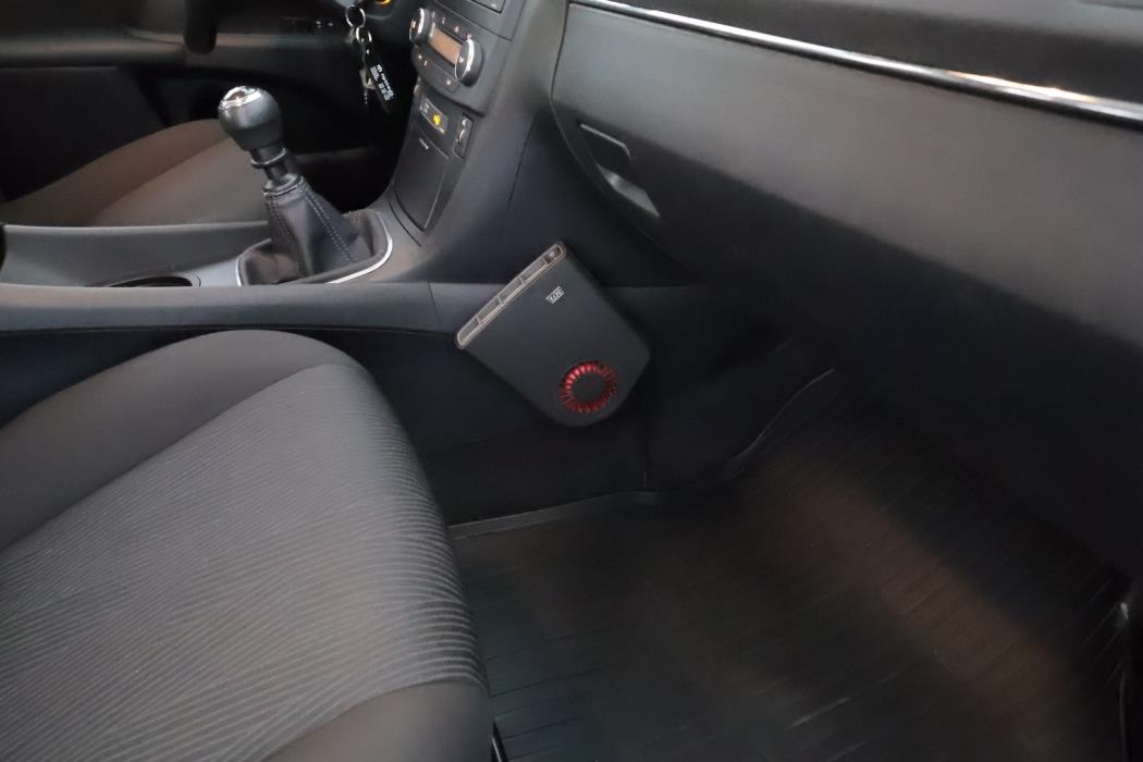 TOYOTA Avensis 2011