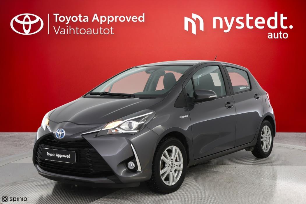 TOYOTA Yaris 2017