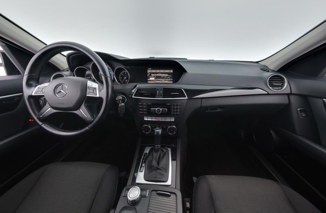 MERCEDES-BENZ C 2012