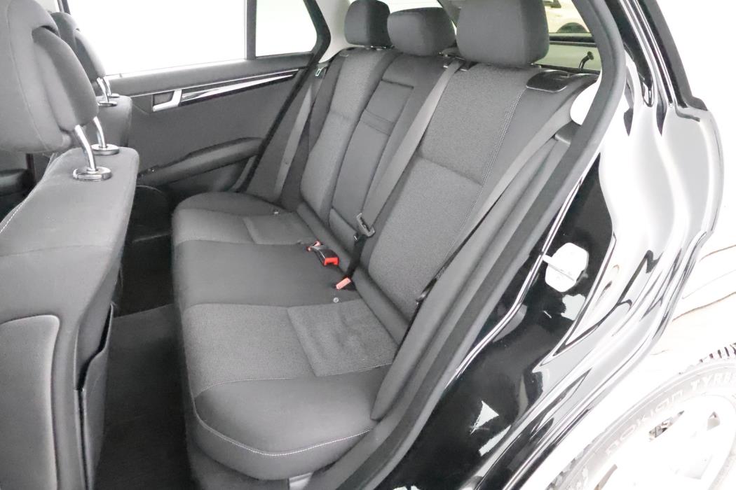 MERCEDES-BENZ C 2012